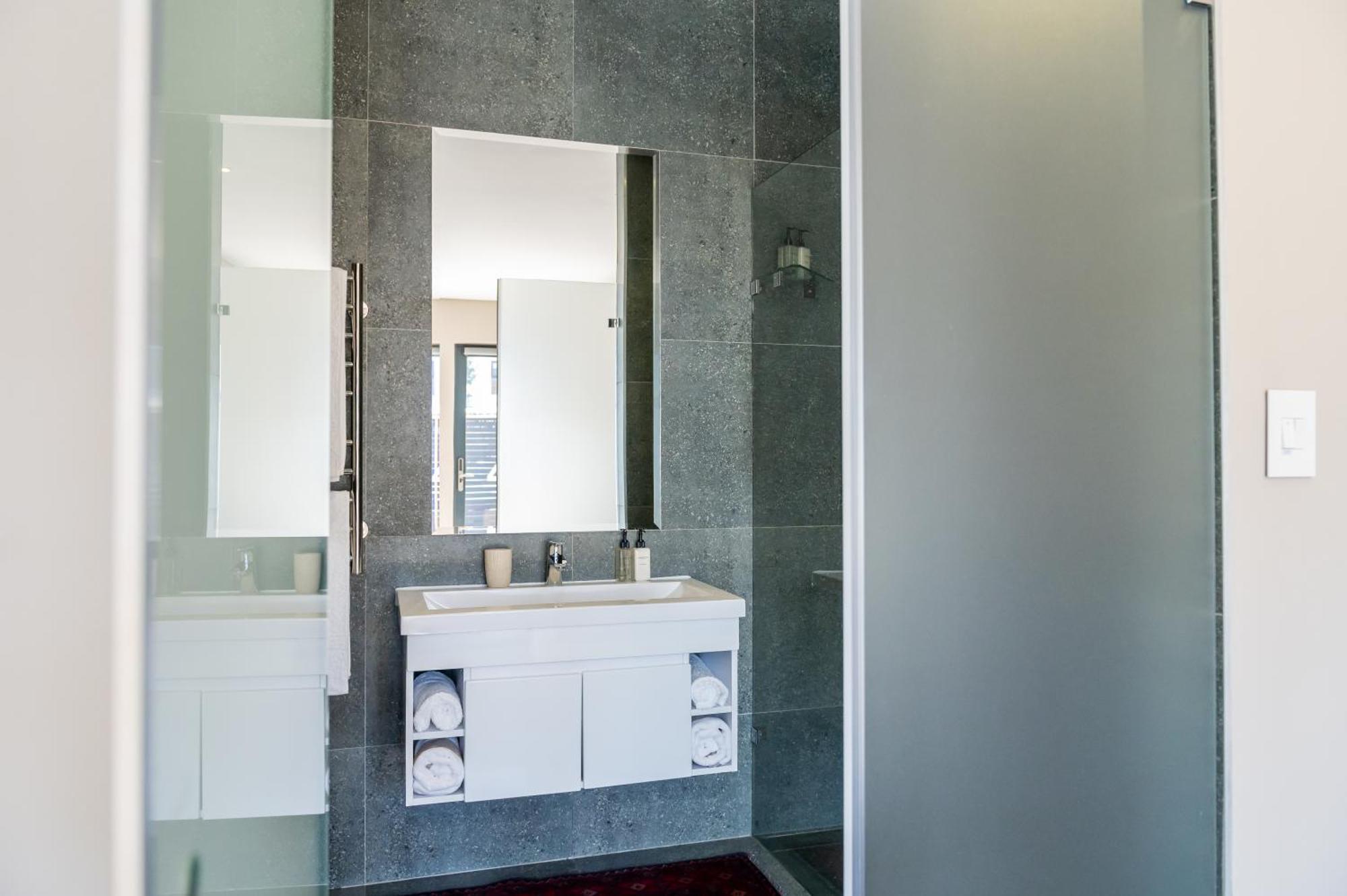 Blix Inn Guesthouse Stellenbosch Bagian luar foto